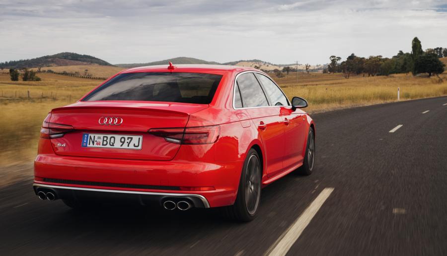  Audi S4 Sedan (B9) 2017 года  (AU) (фото 5 из 17)